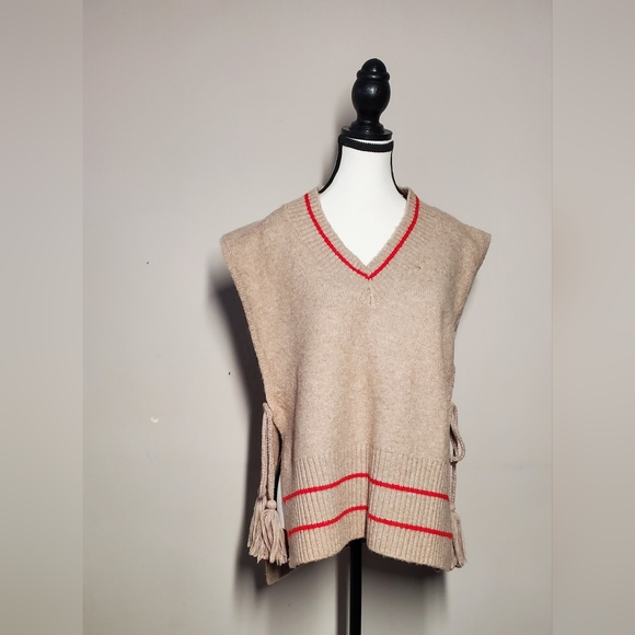 Free People NWT All Star Poncho Knit Swaeter Vest In Tan & Red One Size - Picture 5 of 16